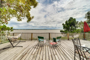Pet-Friendly Checotah Home with Deck and Lake Views!